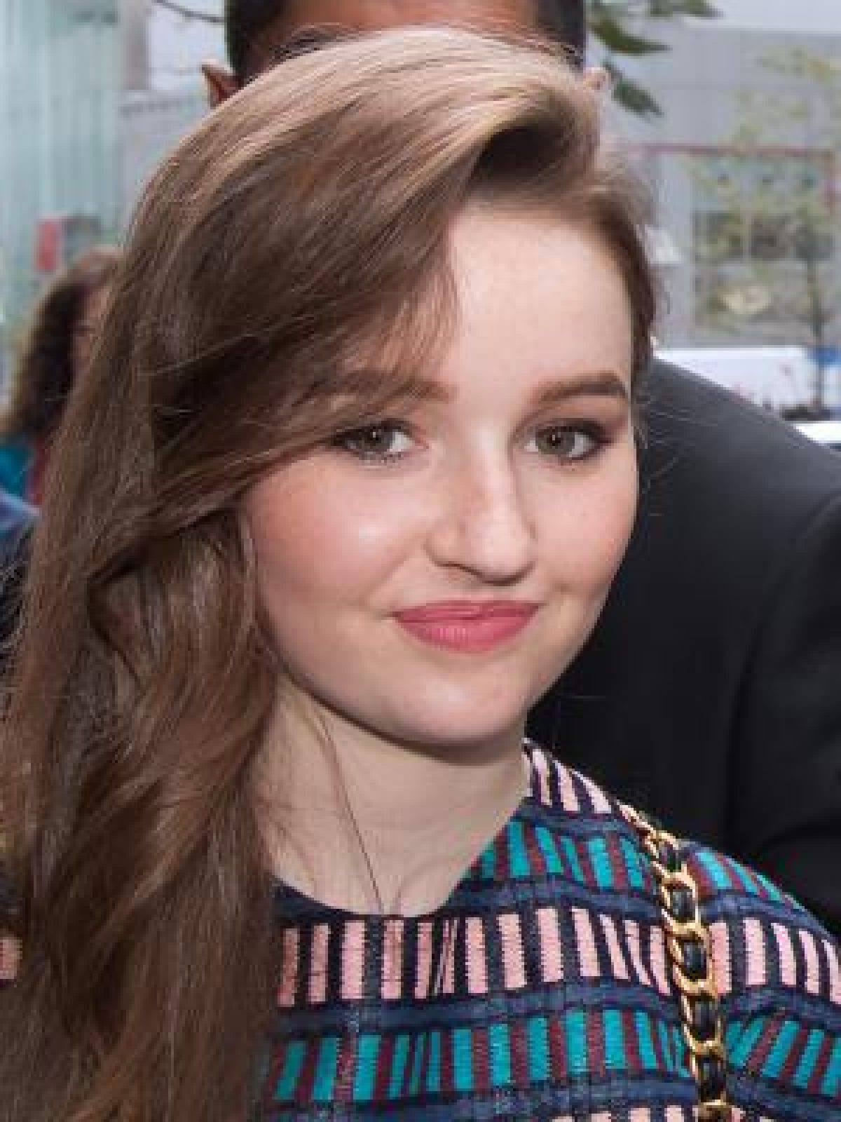 Kaitlyn Dever Bio Age Height Career Married Net Worth Twitter