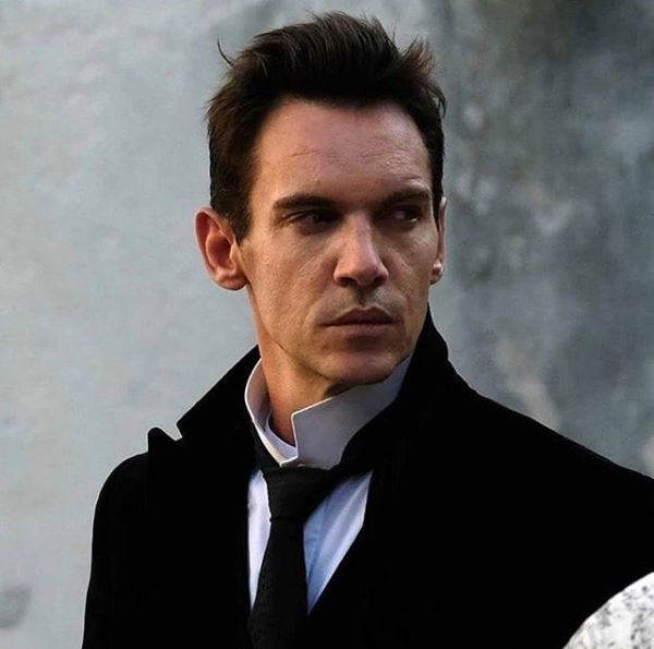 jonathan rhys meyers bio age height career wife net worth