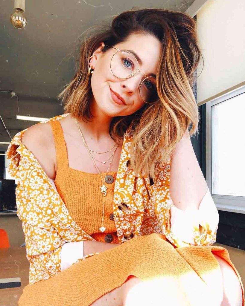 Zoe Sugg Bio, Age, Height, Net Worth, Instagram