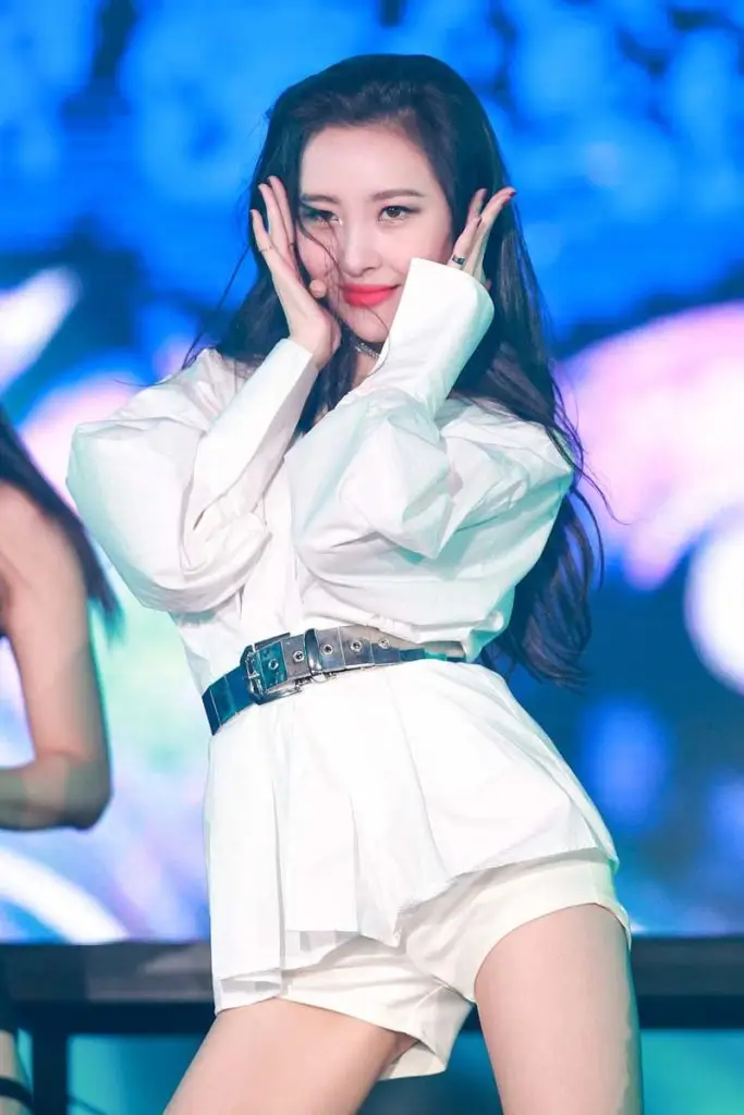 Sunmi Bio, Age, Height, Net Worth, Instagram