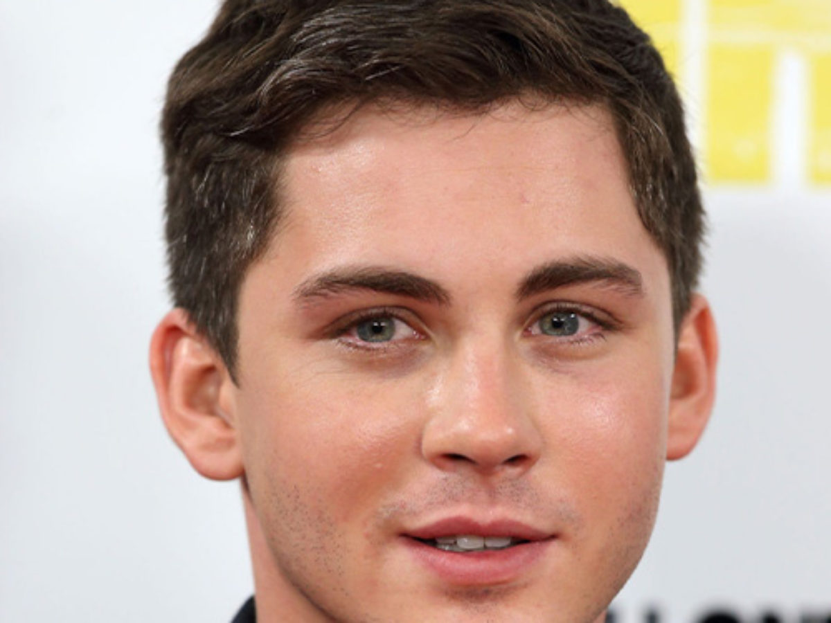 Logan Lerman Bio Age Height Girlfriend Net Worth