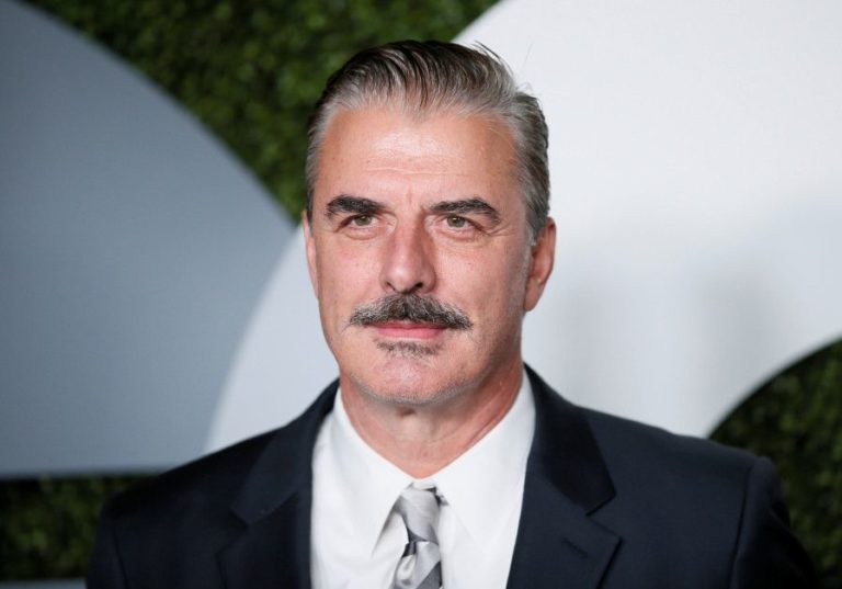 Chris Noth Bio, Net Worth, Age, Career, Relationship