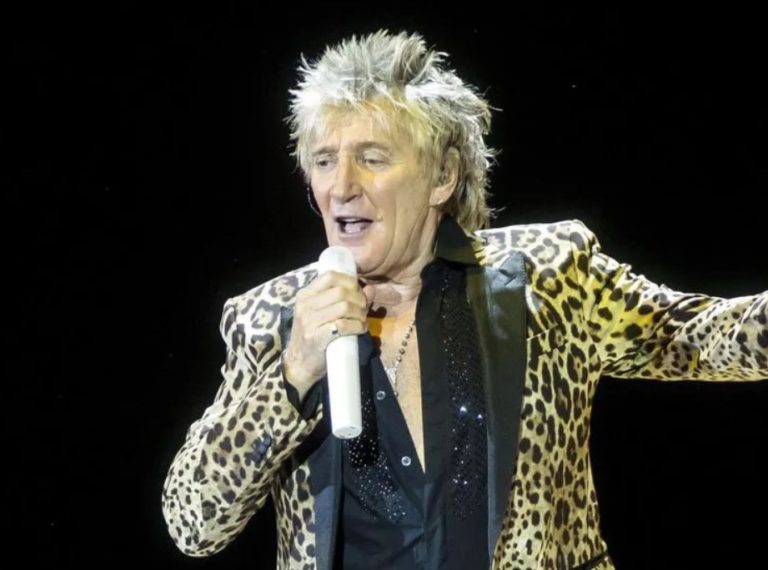 Rod Stewart Bio, Net Worth, Age, Career, Relationship Status