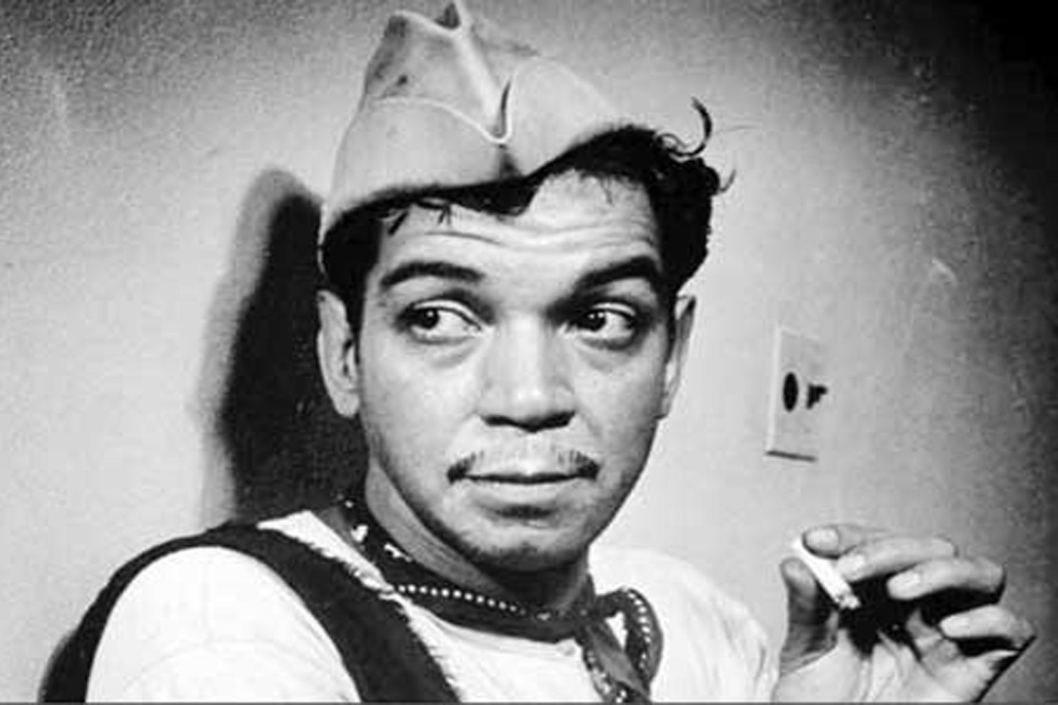 Cantinflas's Age, Net Worth, Wife, Career, Movies, Instagram