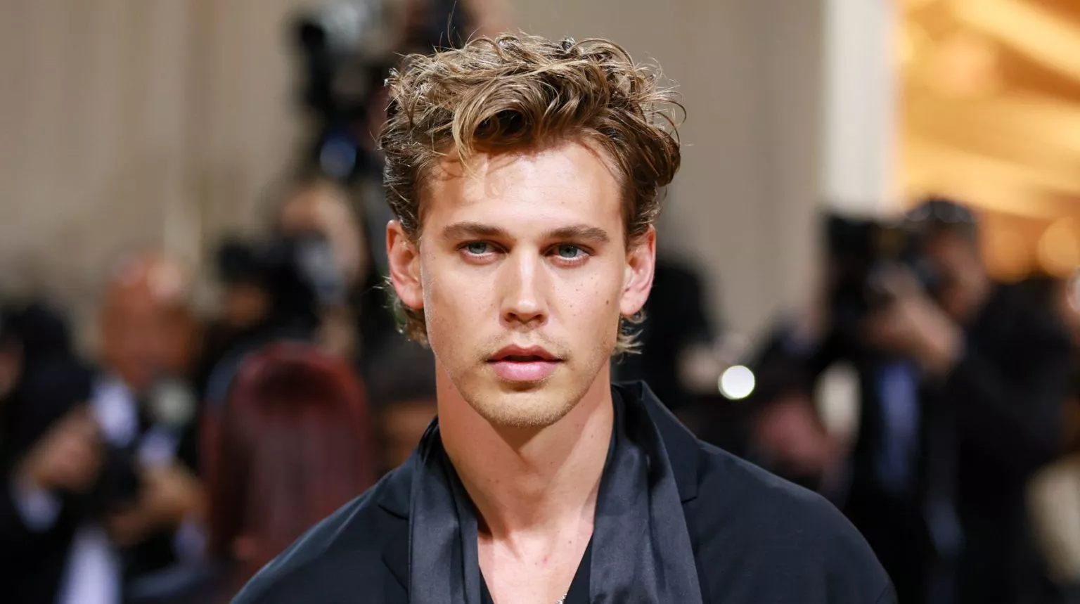 Austin Butler's Age, Girlfriend, Parents, Education, Career, Education