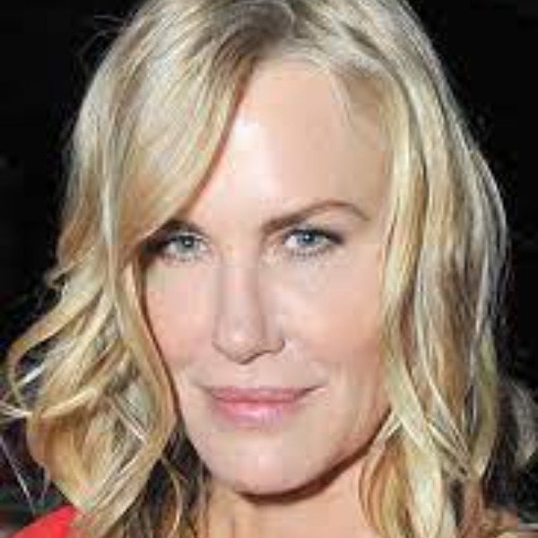 Daryl Hannah's Age, Husband, Parents, Siblings, Career, Instagram